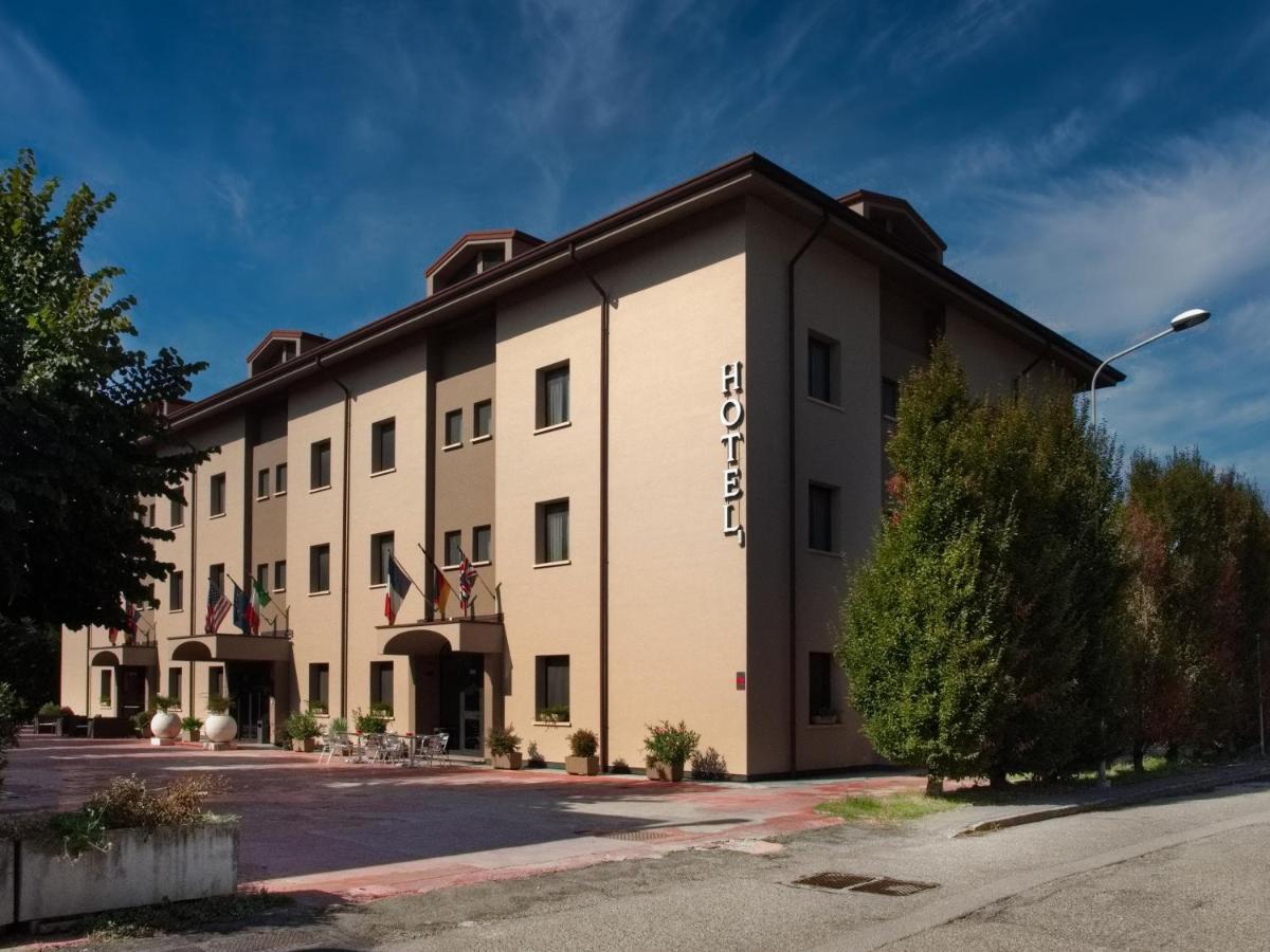 Hotel Versailles Colorno Exterior foto